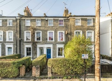 Properties for sale in Horton Road - E8 1DP view1