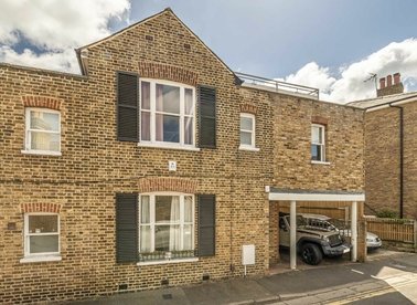 Houblon Road, Richmond, TW10