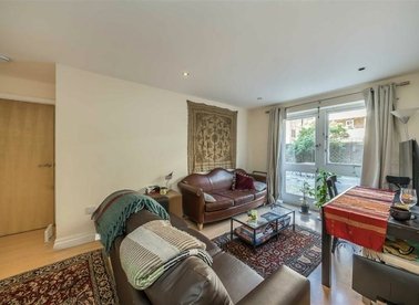 Properties for sale in Hoxton Square - N1 6NT view1