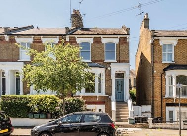 Properties for sale in Hugo Road - N19 5EU view1
