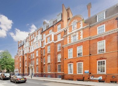 Properties for sale in Hunter Street - WC1N 1BL view1