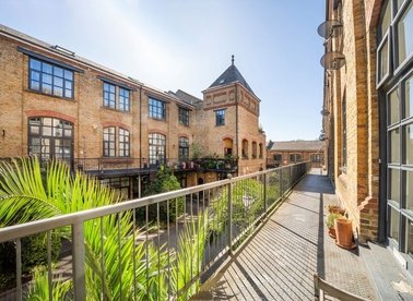 Properties for sale in Independent Place - E8 2HE view1