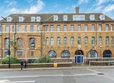 Properties for sale in Institute Place - E8 1JZ view1