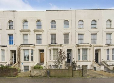 Properties for sale in Isledon Road - N7 7JP view1