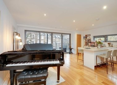 Properties for sale in Iverson Road - NW6 2RB view1