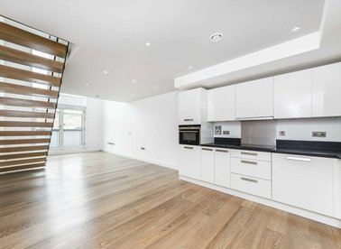 Properties for sale in Junction Road - N19 5QG view1