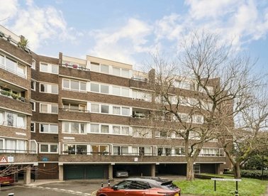 Properties for sale in Justin Close - TW8 8QR view1