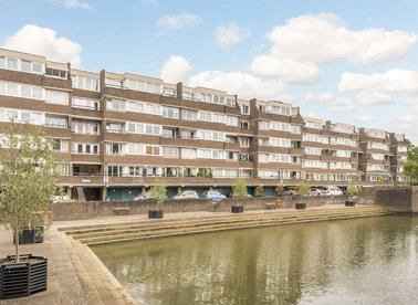 Properties for sale in Justin Close - TW8 8QG view1