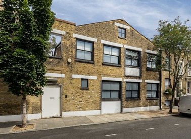 Properties for sale in Kenilworth Road - E3 5RJ view1