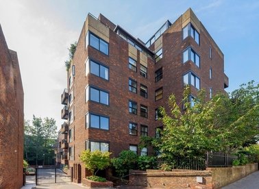 Properties for sale in Kensington Place - W8 7PW view1