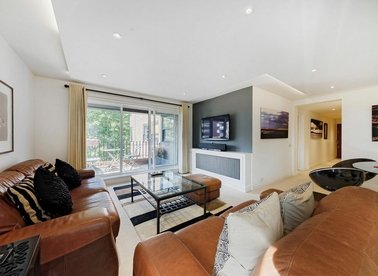 Properties for sale in Kensington Place - W8 7PW view1