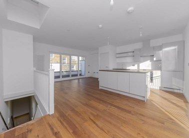 Properties for sale in Kentish Town Road - NW1 9QB view1