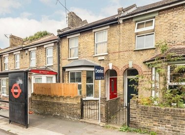 Properties for sale in Kenworthy Road - E9 5RA view1