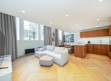 Properties for sale in Kidderpore Avenue - NW3 7SU view1