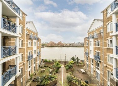 Properties for sale in King & Queen Wharf - SE16 5SQ view1