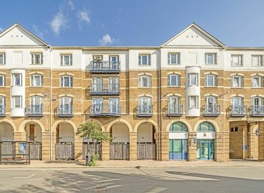 Properties for sale in King & Queen Wharf - SE16 5SY view1
