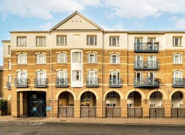 Properties for sale in King & Queen Wharf - SE16 5ST view1