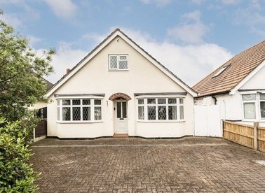 Kings Avenue, Sunbury-On-Thames, TW16