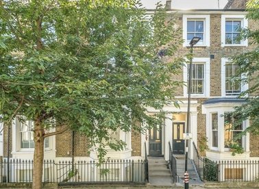 Properties for sale in Kingsdown Road - N19 4LA view1