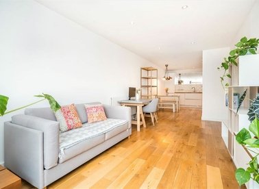 Properties for sale in Kingsland Road - E2 8AT view1