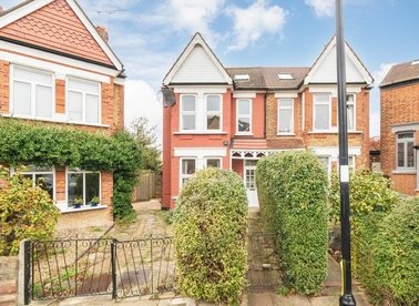 Properties sold in Kingsley Avenue - W13 0EH view1