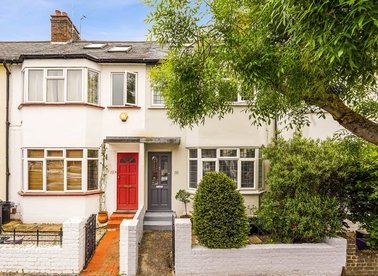 Properties sold in Kingsley Road - SW19 8HF view1