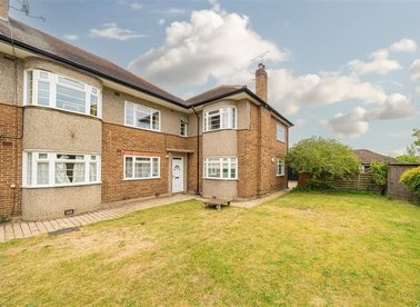 Properties for sale in Kingston Close - TW11 9EW view1