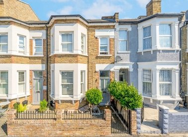 Properties for sale in Kingston Road - SW19 1JW view1