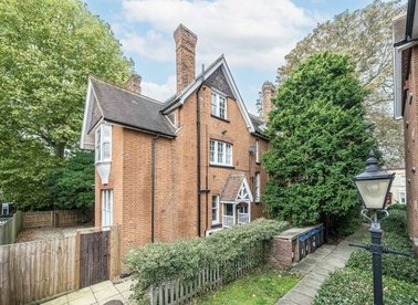 Properties for sale in Kingston Road - SW19 3NB view1