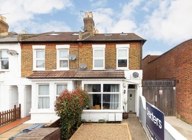Properties for sale in Kingston Road - SW19 1JN view1