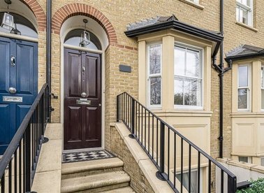 Properties for sale in Kingston Road - TW11 9JF view1