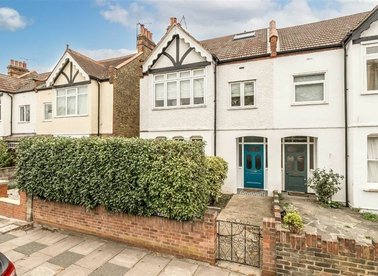 Properties for sale in Kingston Road - TW11 9JX view1