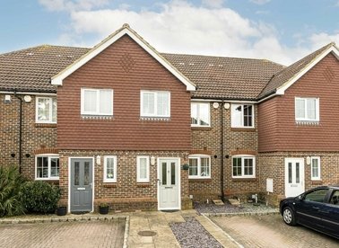 Properties for sale in Kingswood Close - TW15 1AA view1