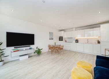 Properties for sale in Knatchbull Road - NW10 8GU view1