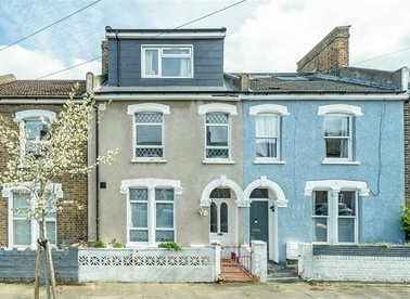 Properties for sale in Kneller Road - SE4 2AR view1