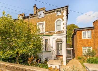 Properties for sale in Knights Park - KT1 2QN view1