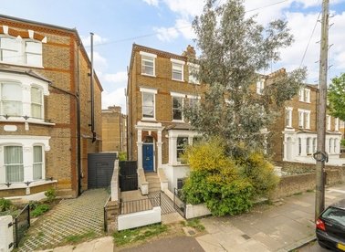 Properties for sale in Lady Margaret Road - N19 5EX view1