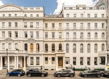 Properties for sale in Lancaster Gate - W2 3LH view1
