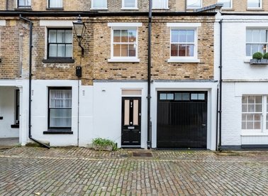 Properties for sale in Lancaster Mews - W2 3QE view1