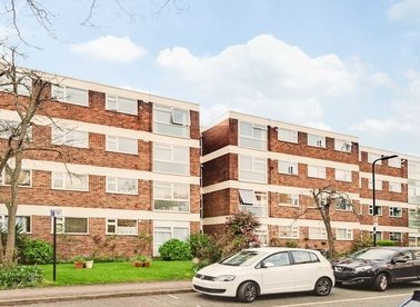 Properties for sale in Langham Gardens - W13 8PY view1