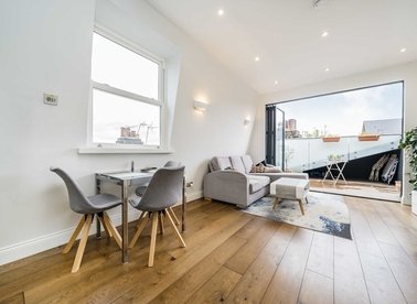 Properties for sale in Latchmere Road - SW11 2LA view1