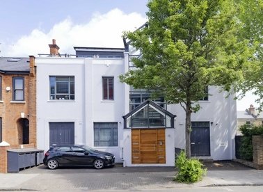 Properties for sale in Latimer Road - W10 6QY view1