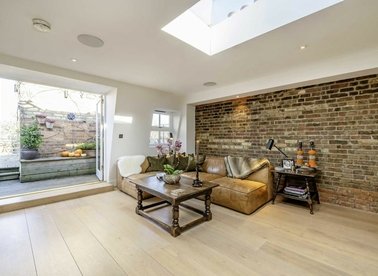 Properties for sale in Lauderdale Road - W9 1NE view1