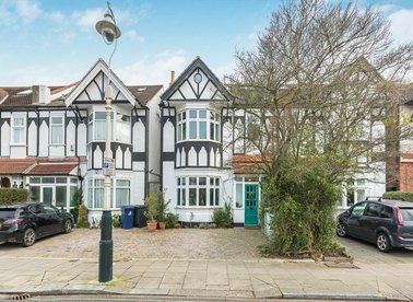 Properties for sale in Lavington Road - W13 9LS view1