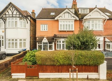 Properties for sale in Lavington Road - W13 9NW view1