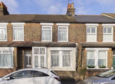 Properties for sale in Layton Road - TW8 0QJ view1