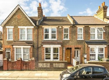 Properties for sale in Leahurst Road - SE13 5HZ view1