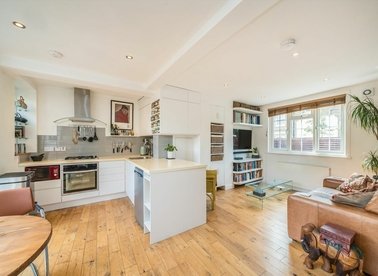 Properties sold in Leconfield Road - N5 2RX view1