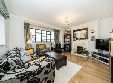 Properties for sale in Leigham Court Road - SW16 2SF view1