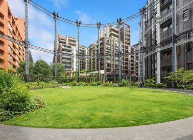 Properties for sale in Lewis Cubitt Square - N1C 4BX view1